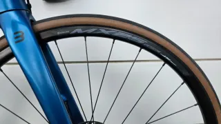 Bicicleta de carretera BASSO VENTA DISC