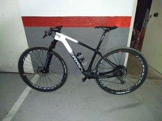 Bicicleta de Montaña Carbono 29
