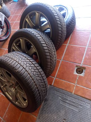 Llantas 17.audi.vw está montadas. A4.2013