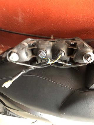 Piloto trasero T-max 2006