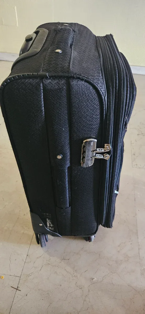 Maleta Negra mediana para Despachar