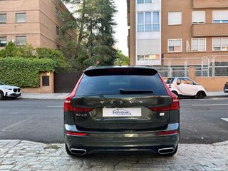 Volvo XC60 T6 AWD RDESIGN