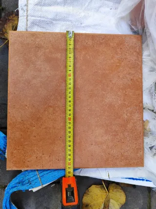 Baldosas y rodapiés de gres