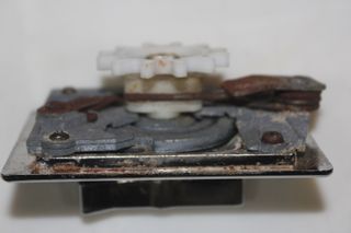 Monedero dispensador de chicles antiguo