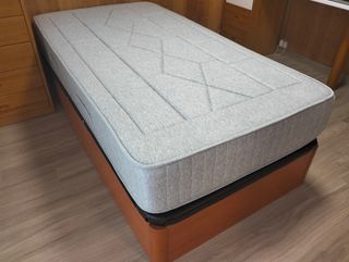 Canapé y colchón 105 cm