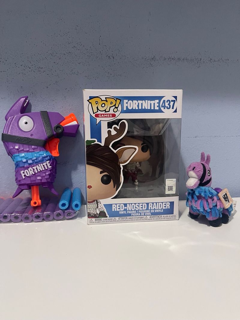 Imagen de Lote Fortnite: llavero, funko pop y nerf