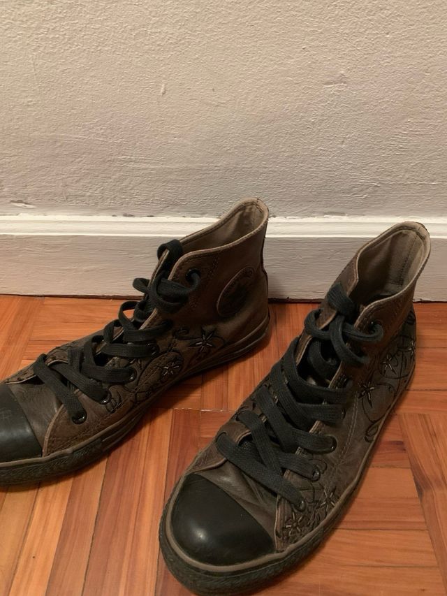 CONVERSE MARRONES VINTAGE FLORES