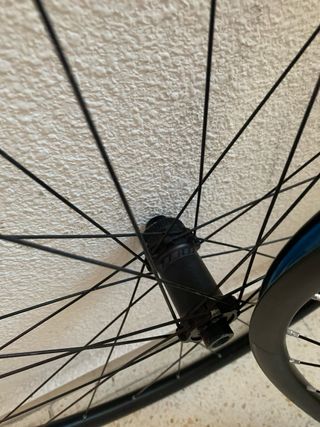 Llantas Syncros 700C carretera/gravel.