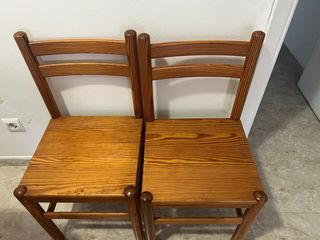 Sillas de madera rústicas (5 unidades)