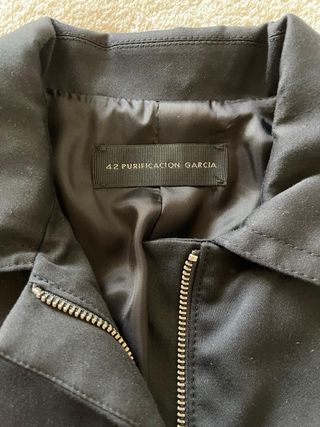 Chaqueta Negra Purificación García