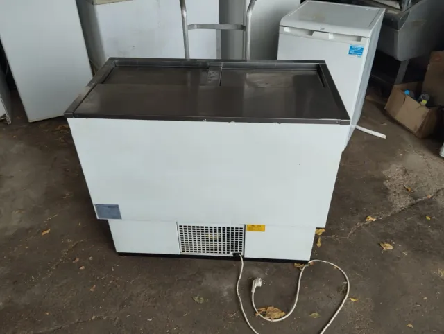 Botellero refrigerador expositor