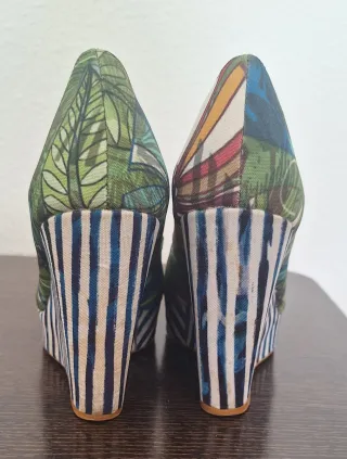 Zapatos de cuña Desigual multicolor