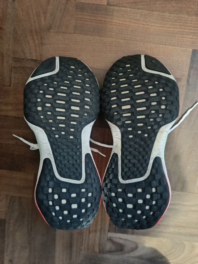 Nike ZoomX Invincible 3 Scarpe da Corsa Tg 45