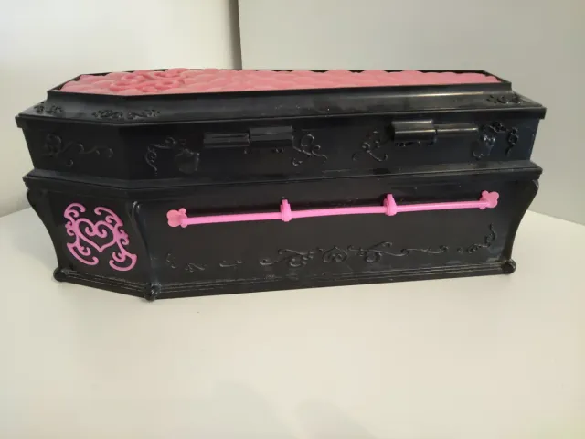 Cama ataúd Monster High Draculaura