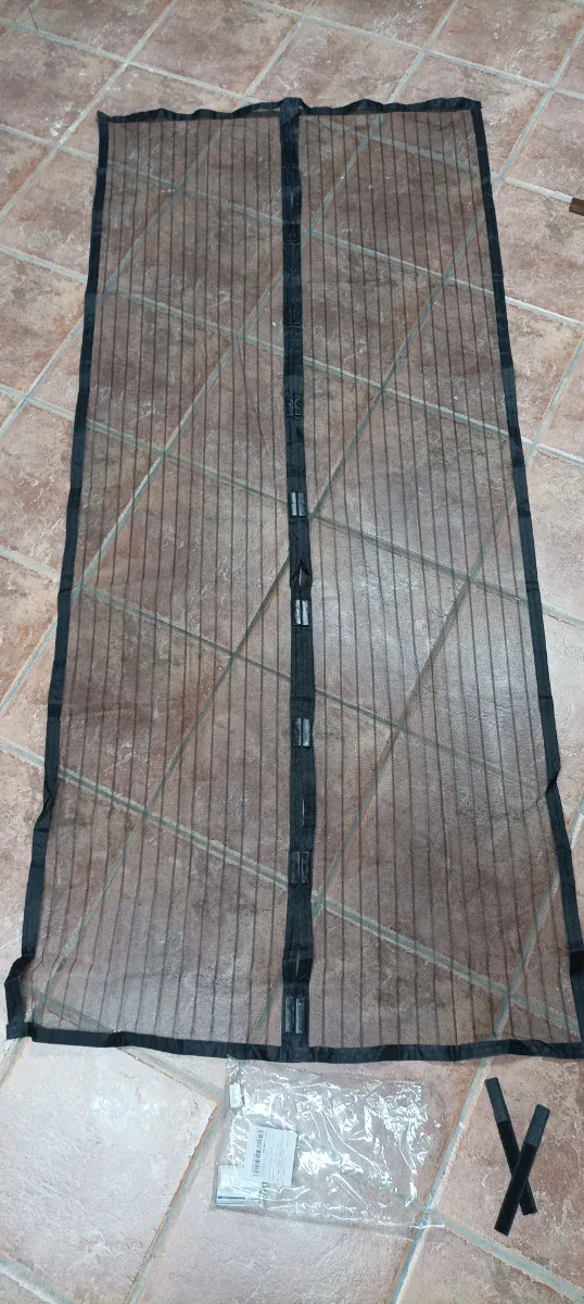 Mosquitera para puerta.