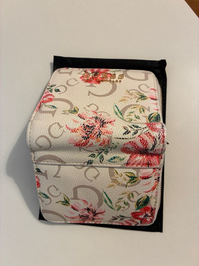 Portafoglio Guess floreale multicolore
