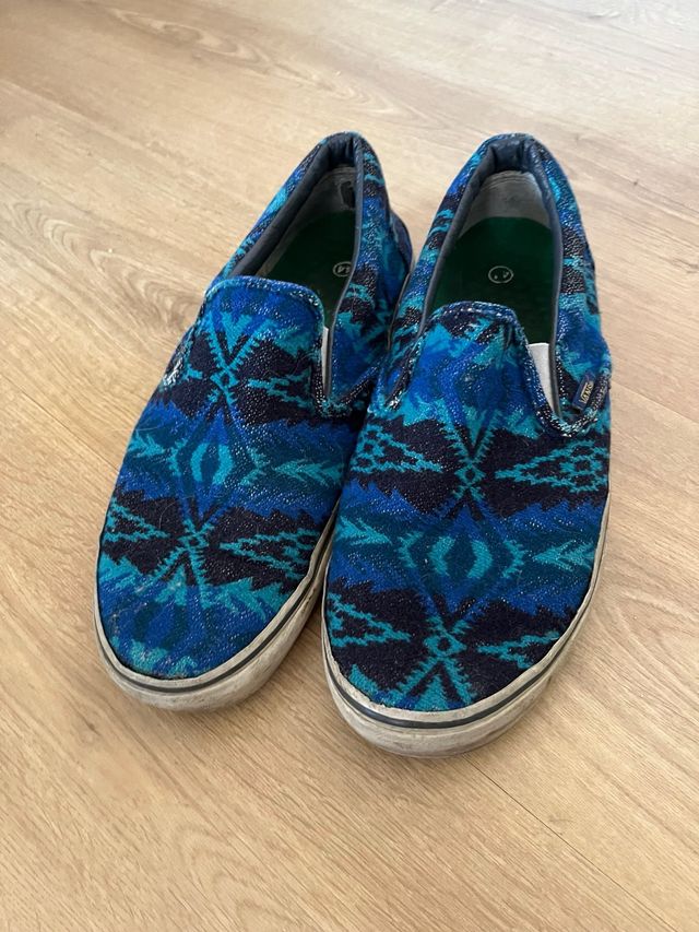 Vans Slip-On Azules Geométricas
