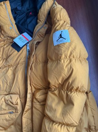 Parka Jordan Nike Talla L Amarilla