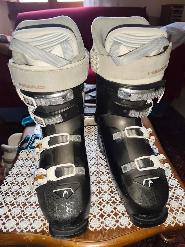 Scarponi da sci da donna marca HEAD, modello EDGE