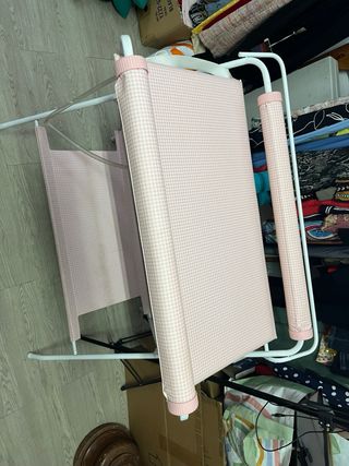 Cambiador y bañer de bebé rosa