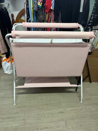 Cambiador y bañer de bebé rosa