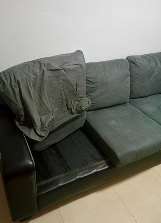 Sofá 3 plazas gris, buen estado.