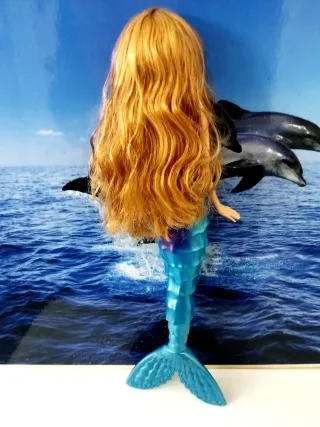 Barbie . Una  aventura  de sirenas. Mattel 2009.