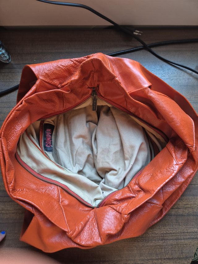 Bolso Camper Charol Naranja Mujer