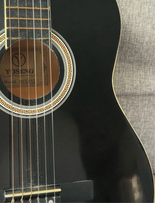 Guitarra Negra yoseng