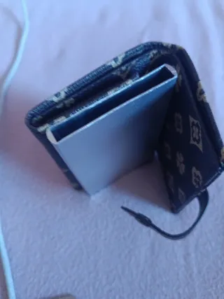 Tarjetero estampado floral