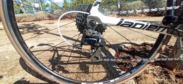 Bicicleta carretera carbono Lapierre