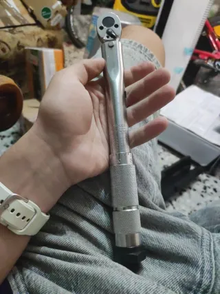 Llave Dinamométrica Amazon Basics