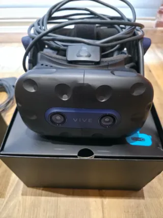 HTC VIVE PRO 2