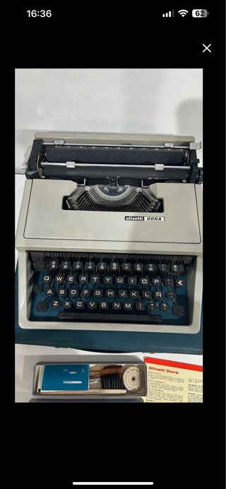 Máquina de escribir Olivetti Hispano