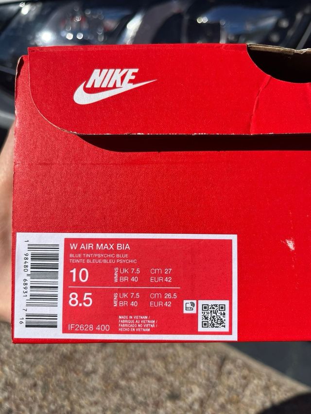 Nike Zoom Vomero 5 Talla 42