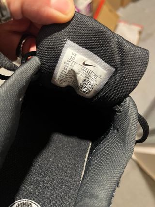 Nike Zoom Vomero 5 Talla 42