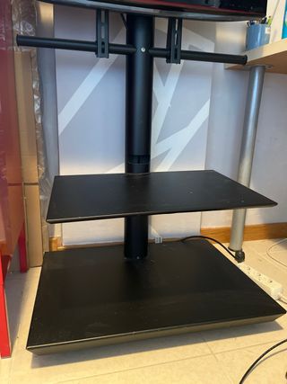 Televisor Samsung 32” con soporte