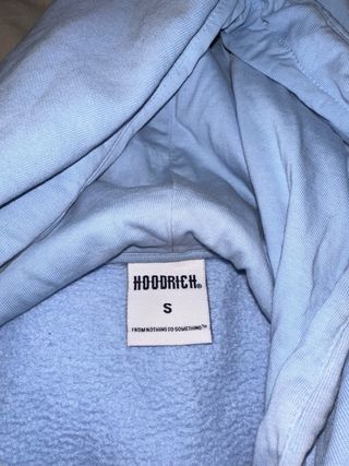 Conjunto chándal Hoodrich azul.