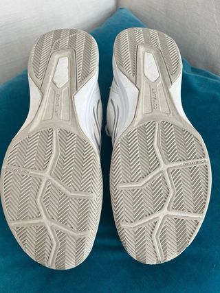 Zapatillas Pádel Blancas - Muy Buen Estado