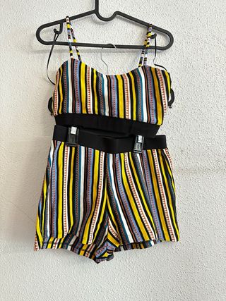 Conjunto Top y Short Rayas Zara