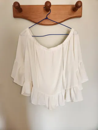 Blusa blanca manga acampanada
