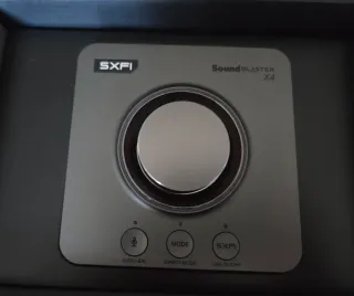 DAC ad alta risoluzione Creative Sound Blaster X4 7.1