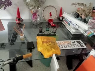 Mesa de salón grande negra