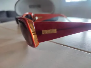 Gafas de Sol Kenneth Cole Reaction Rojas y Doradas