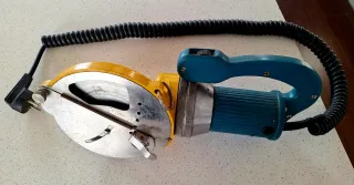 Sierra de carnicería para huesos y carne