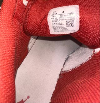 Nike Air Jordan 1 Mid Rojo Blanco