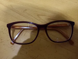 Gafas Lacoste rojas sin Graduar