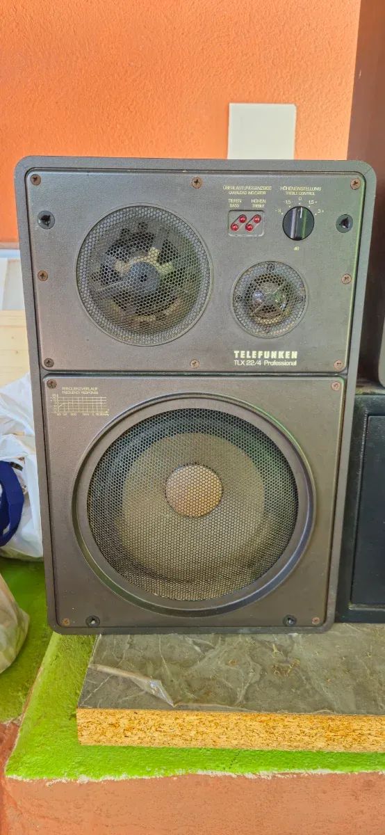 Altavoz Telefunken Profesional