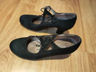 Zapatos Flamenco Begoña Cervera Talla 37.5