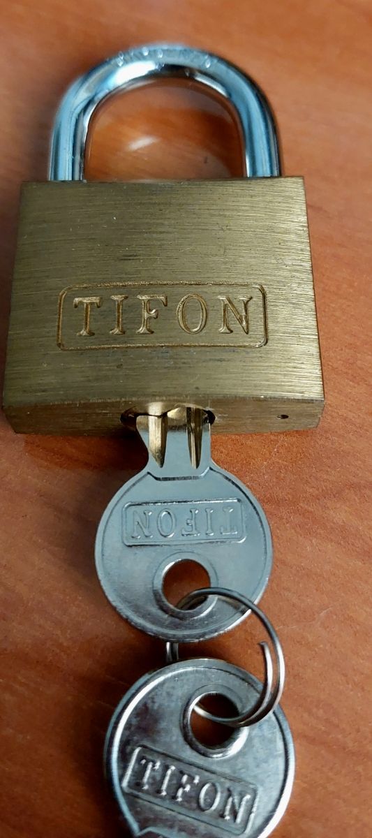 Lote 3 Candados IFAM y TIFON con llaves